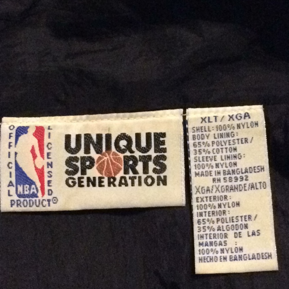 VTG NY Knicks Unique Sports Generation Jacket XLT - Picture 8 of 8